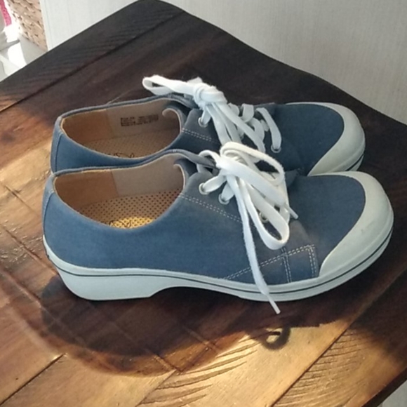 dansko vegan canvas shoes